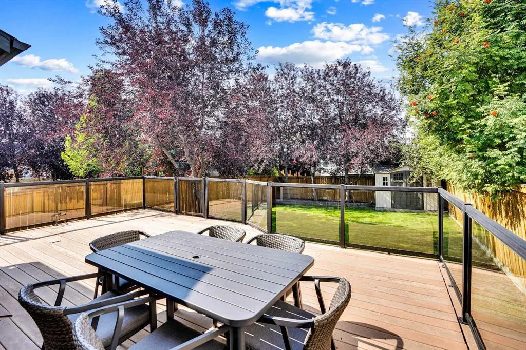 2 Tuscany Ravine Landing NW