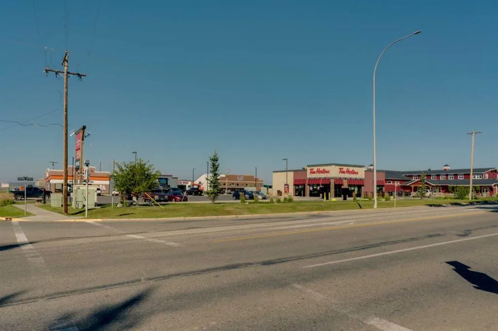 404 1 Avenue SE, #302