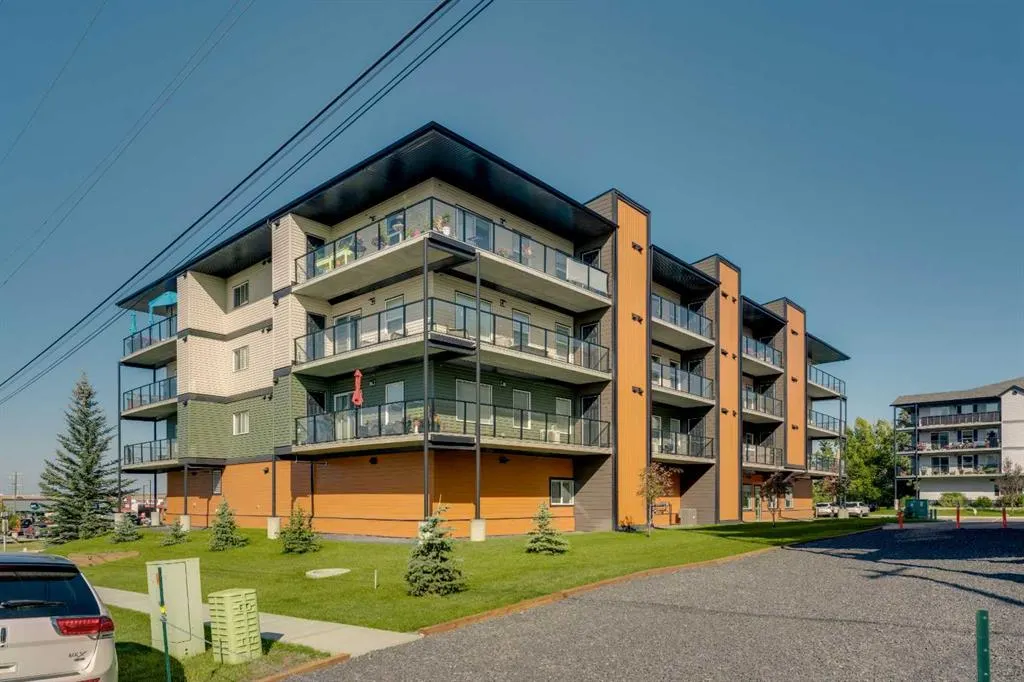 404 1 Avenue SE, #302