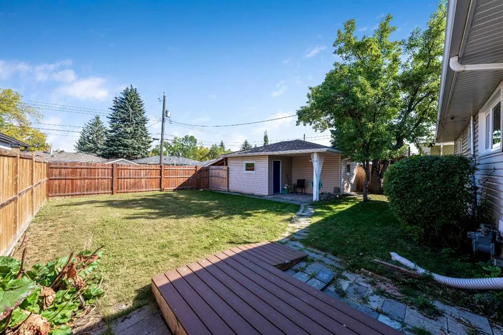 216 Havenhurst Crescent SW