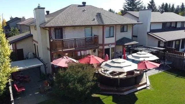 135 Canter Place SW