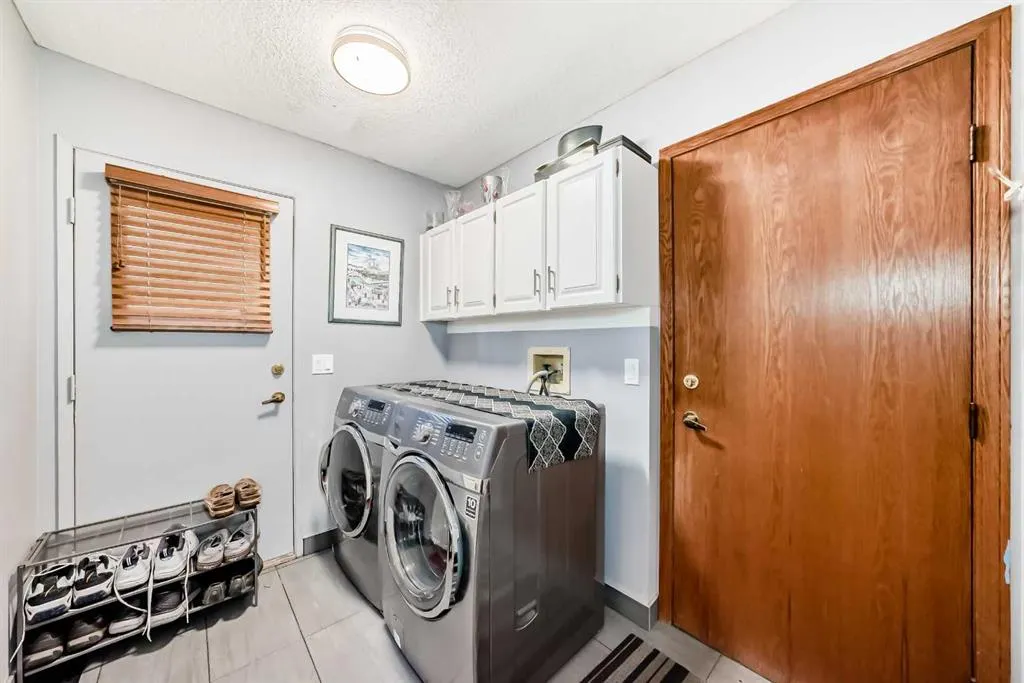 135 Canter Place SW