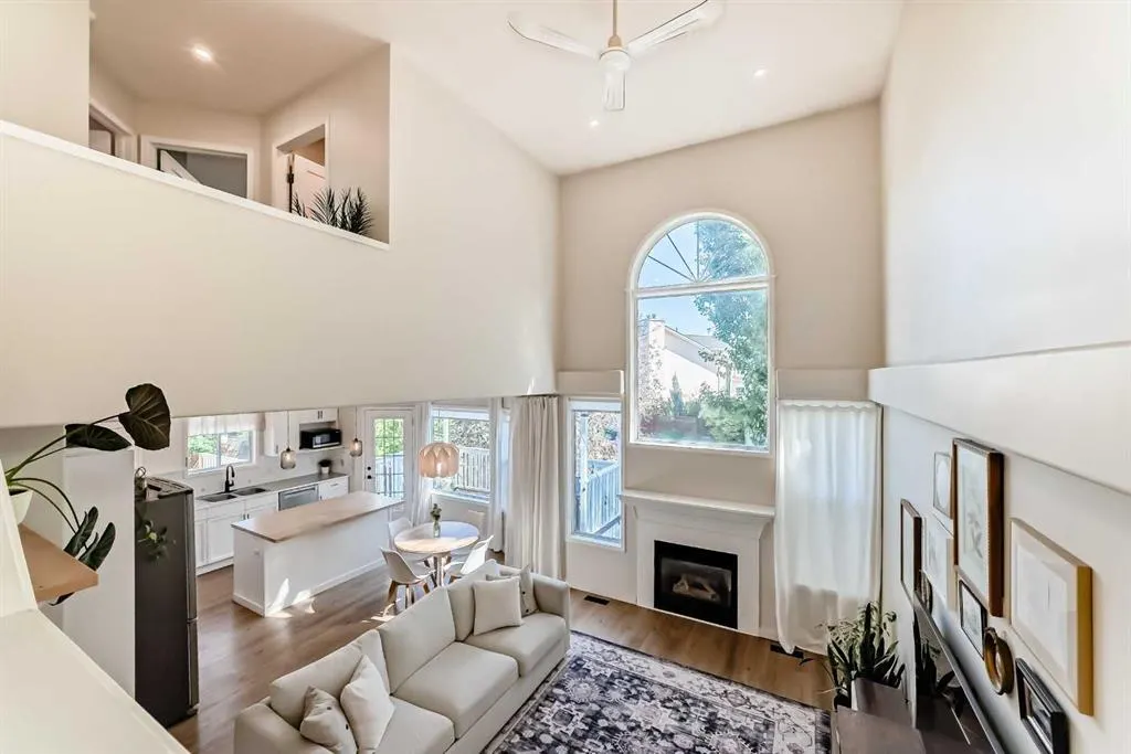 132 Hidden Valley Crescent NW
