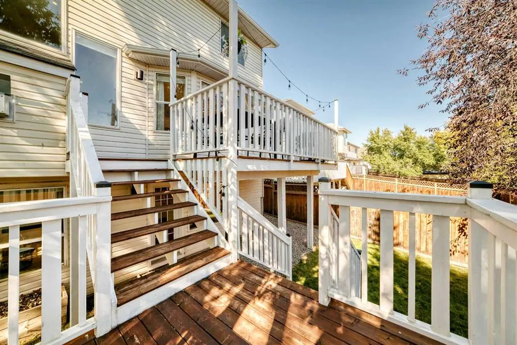 132 Hidden Valley Crescent NW