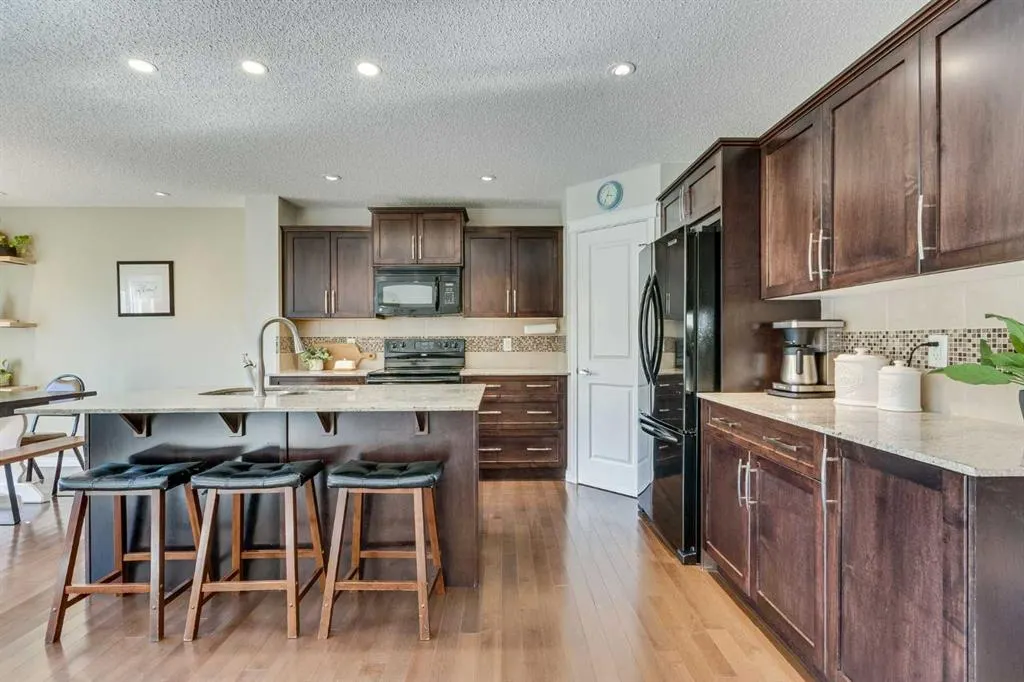 233 Cimarron Vista Way