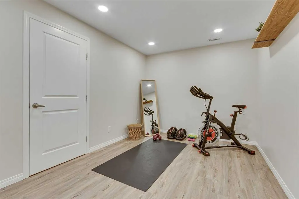 233 Cimarron Vista Way