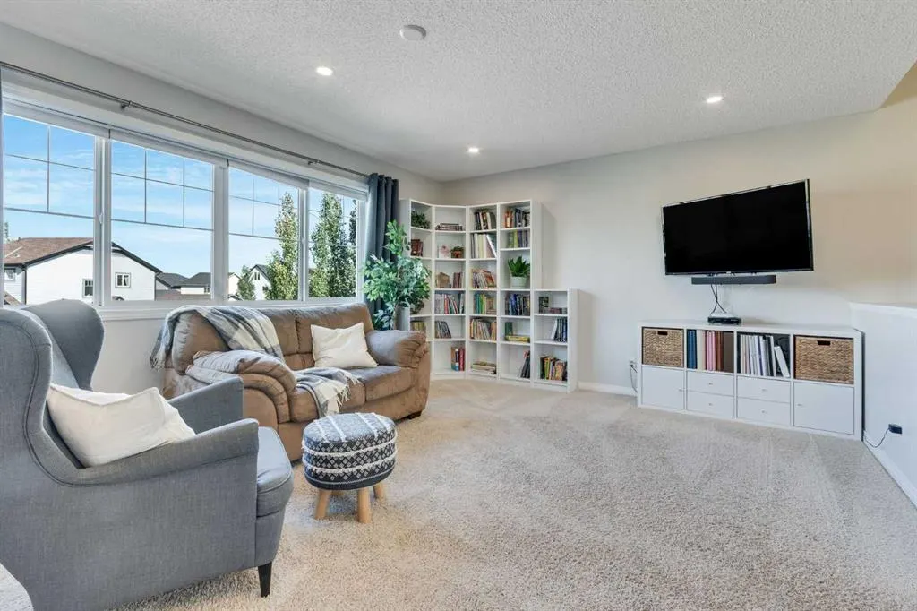 233 Cimarron Vista Way