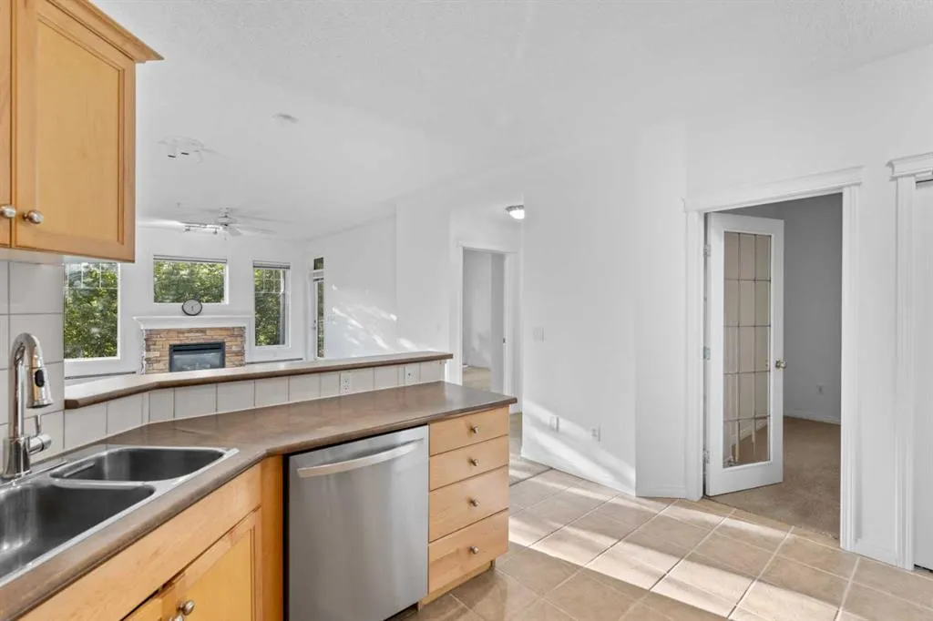 2416 Erlton Street SW, #303