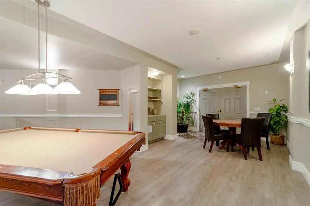 2416 Erlton Street SW, #303