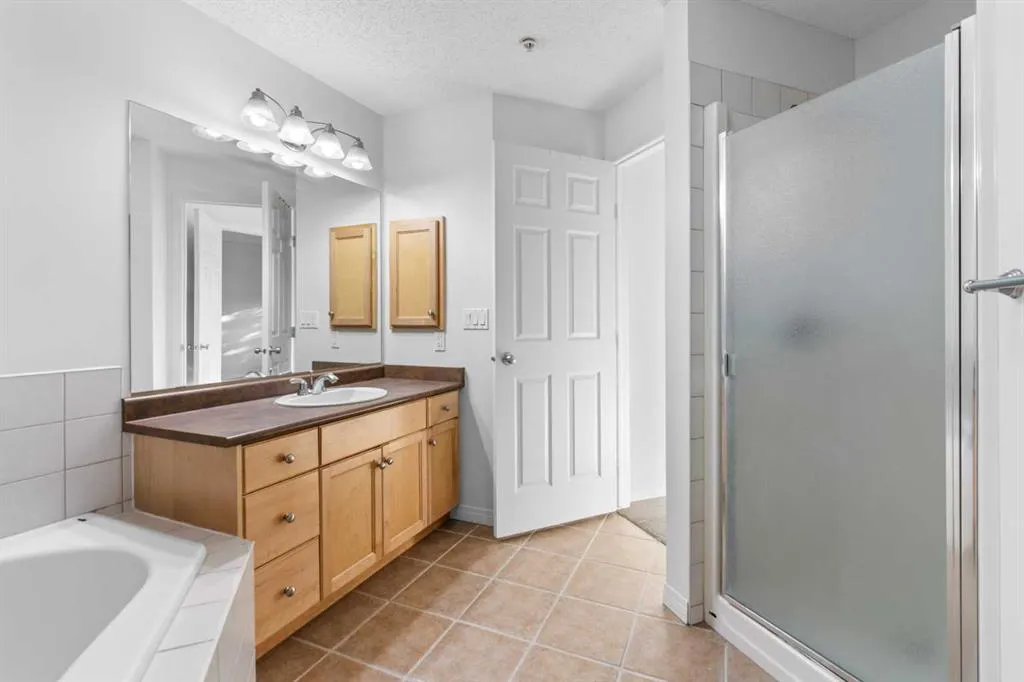 2416 Erlton Street SW, #303