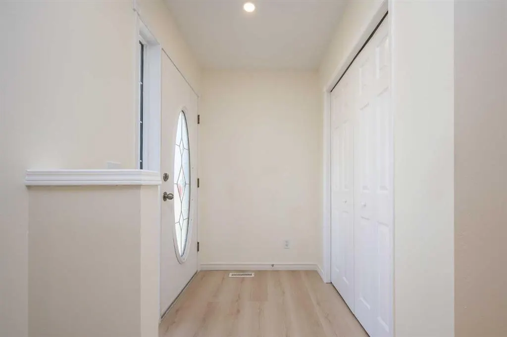 100 Tarington Park NE