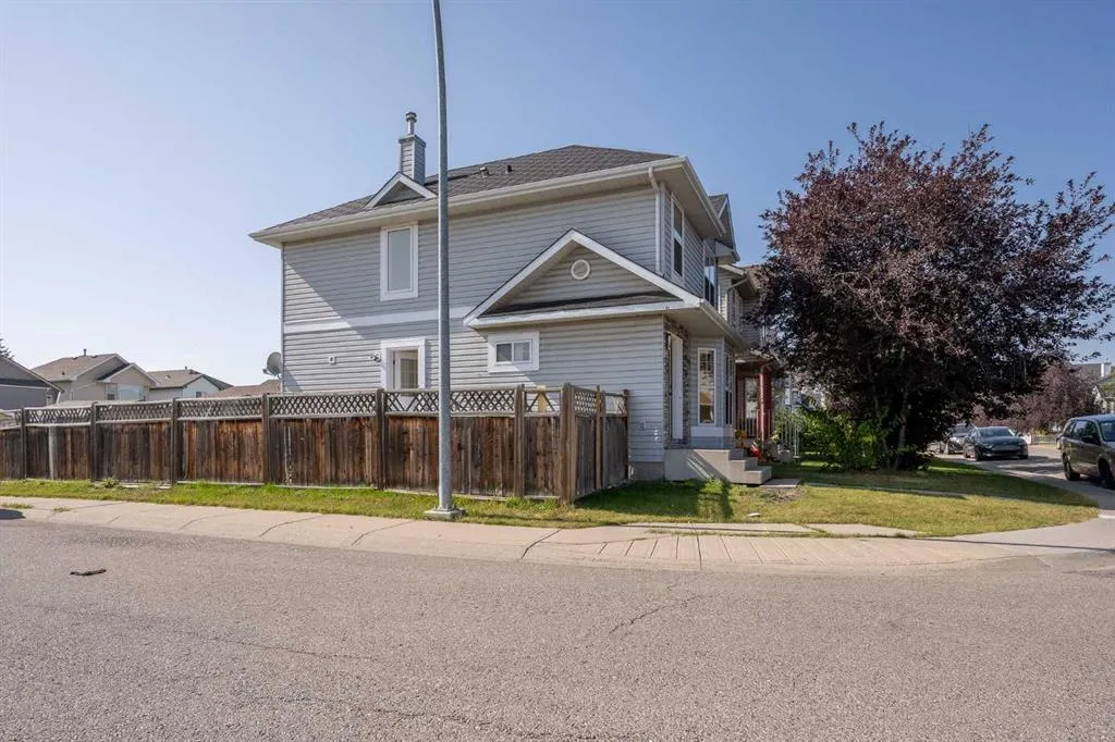 100 Tarington Park NE
