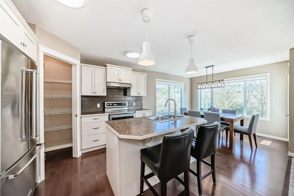 150 Tuscany Summit Heath NW