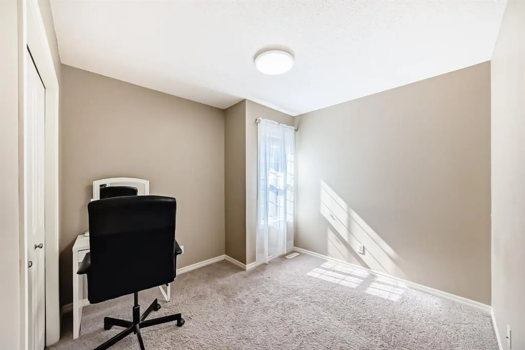 150 Tuscany Summit Heath NW