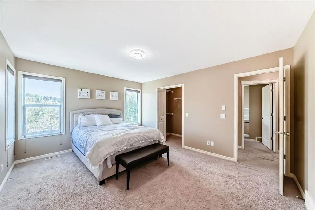 150 Tuscany Summit Heath NW