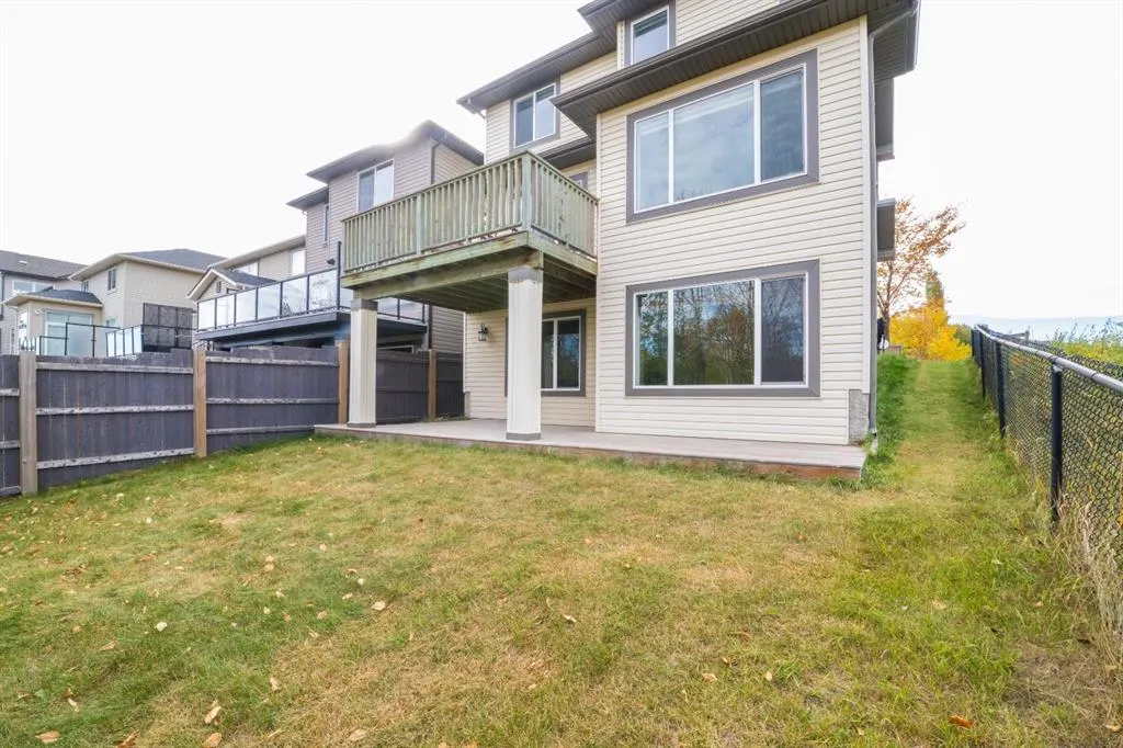 150 Tuscany Summit Heath NW