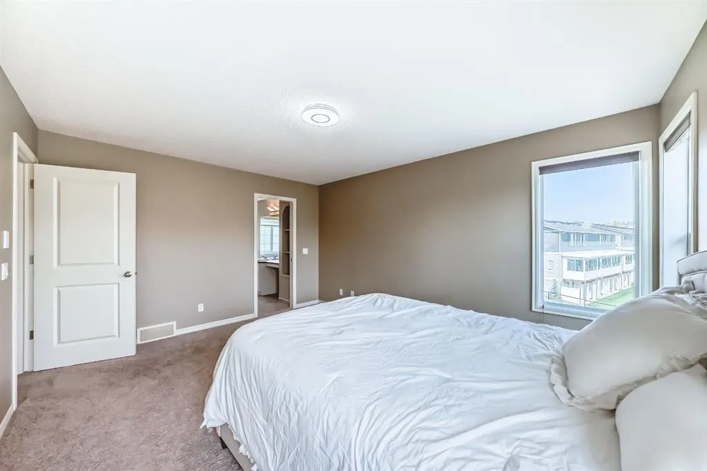 150 Tuscany Summit Heath NW