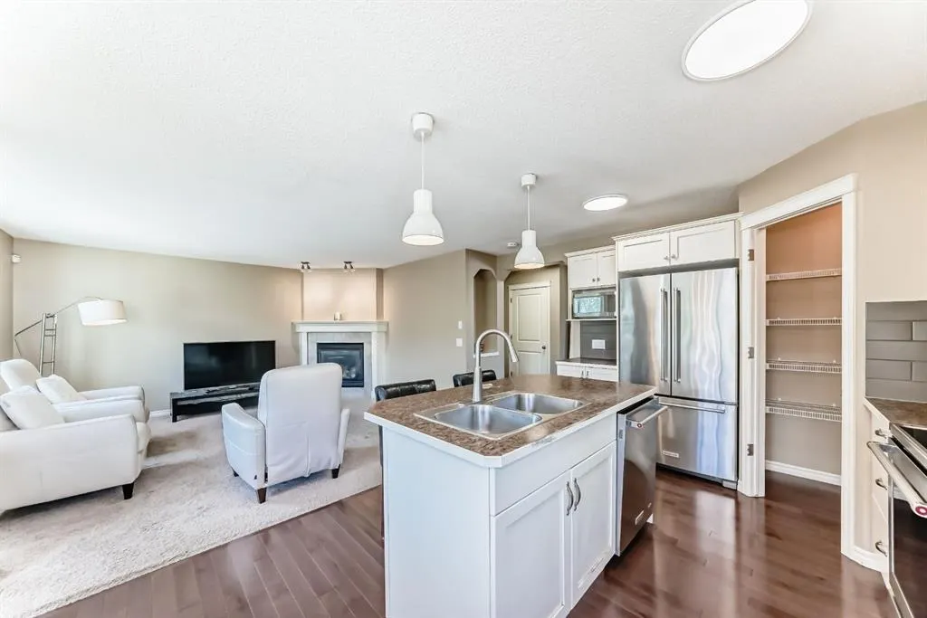 150 Tuscany Summit Heath NW