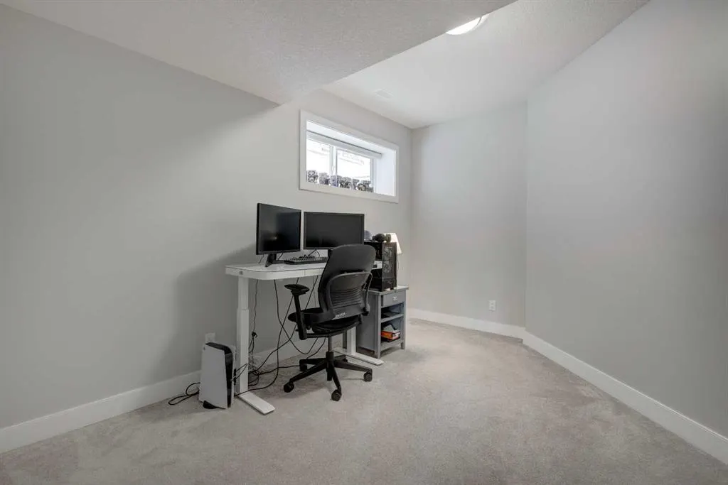 40 Masters Way SE