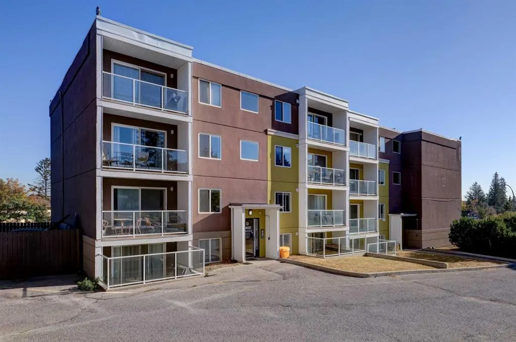 4455D Greenview Drive NE, #303