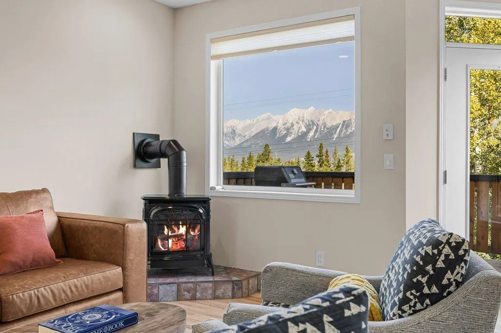808 Lawrence Grassi Ridge