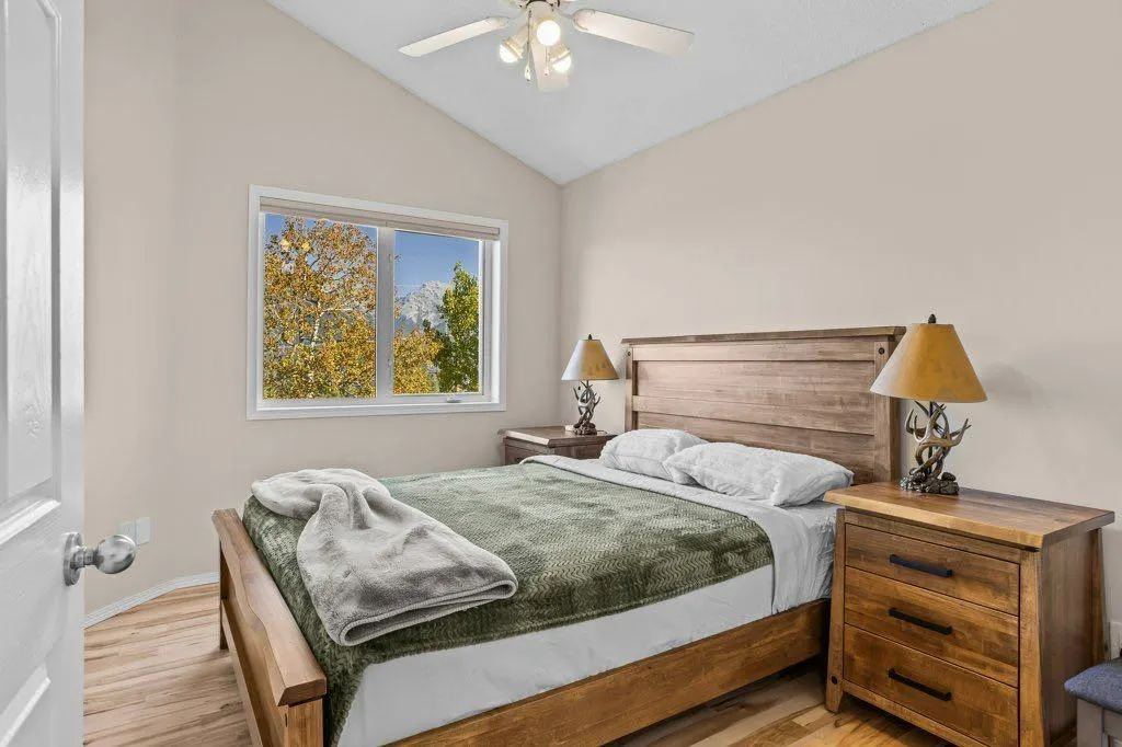808 Lawrence Grassi Ridge