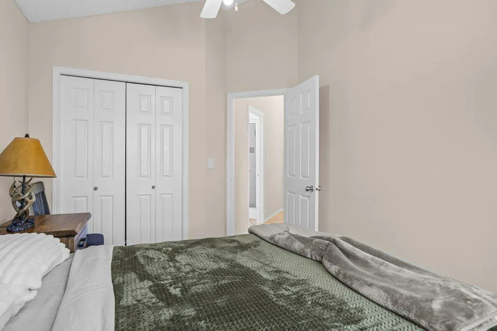 808 Lawrence Grassi Ridge