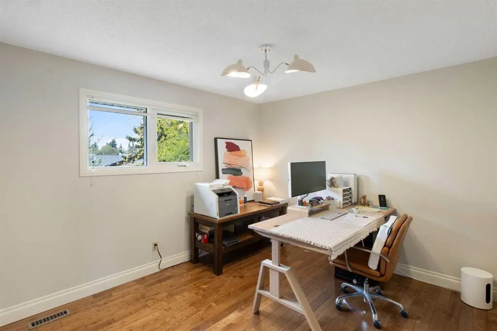 152 Lake Mead Crescent SE