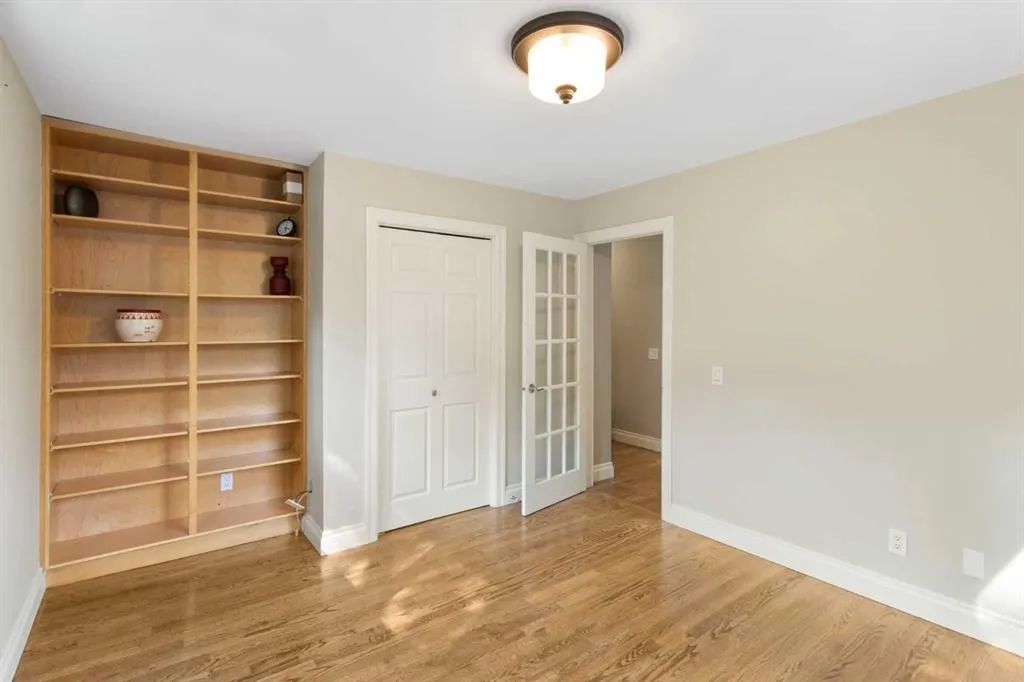 152 Lake Mead Crescent SE