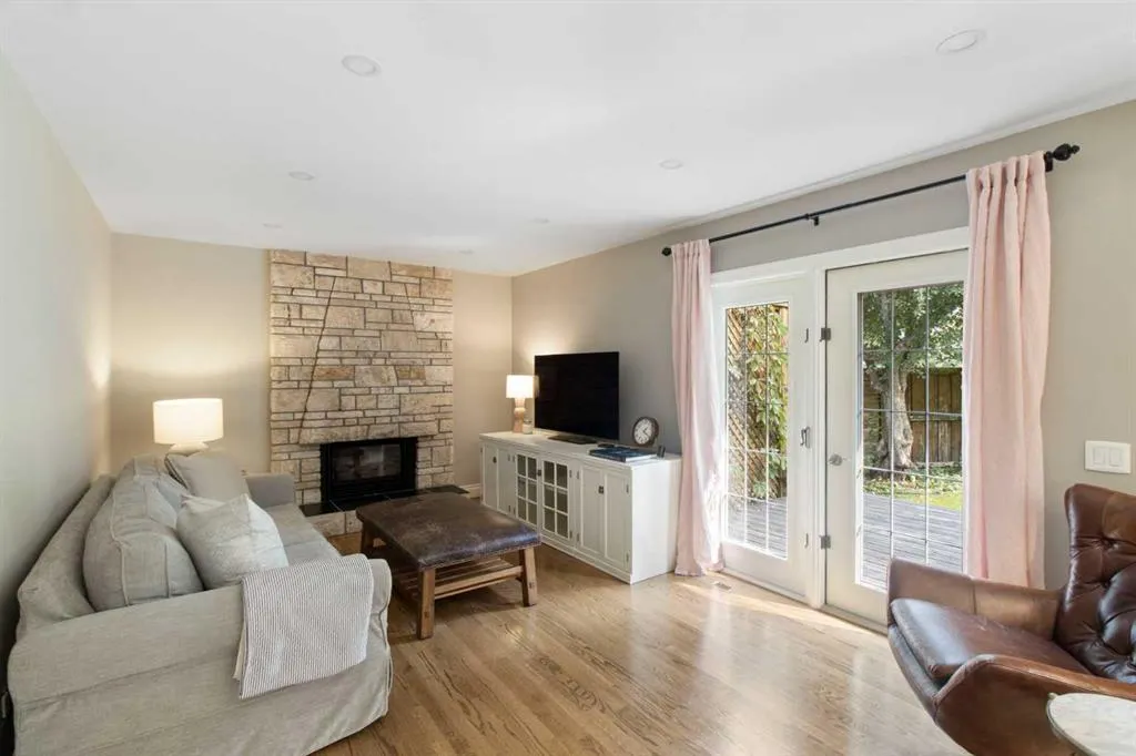152 Lake Mead Crescent SE