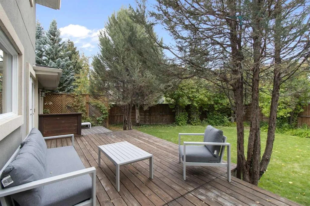 152 Lake Mead Crescent SE