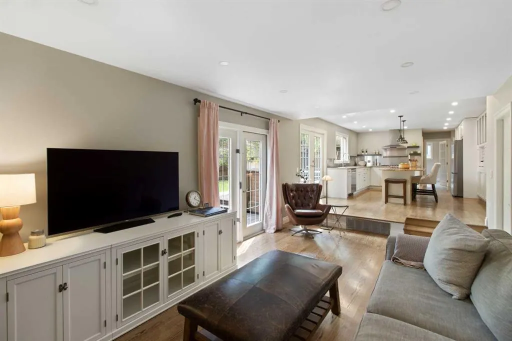 152 Lake Mead Crescent SE