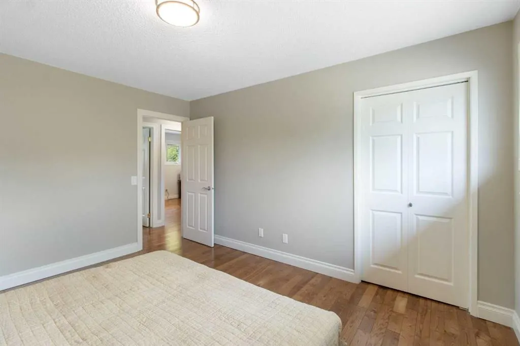 152 Lake Mead Crescent SE