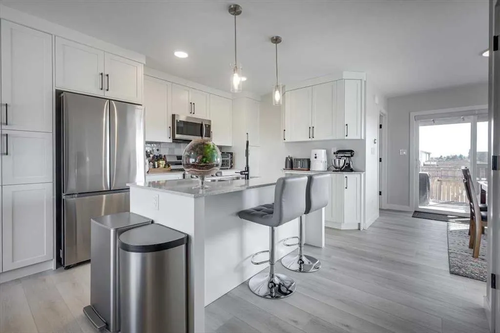 5601 Vista Trail