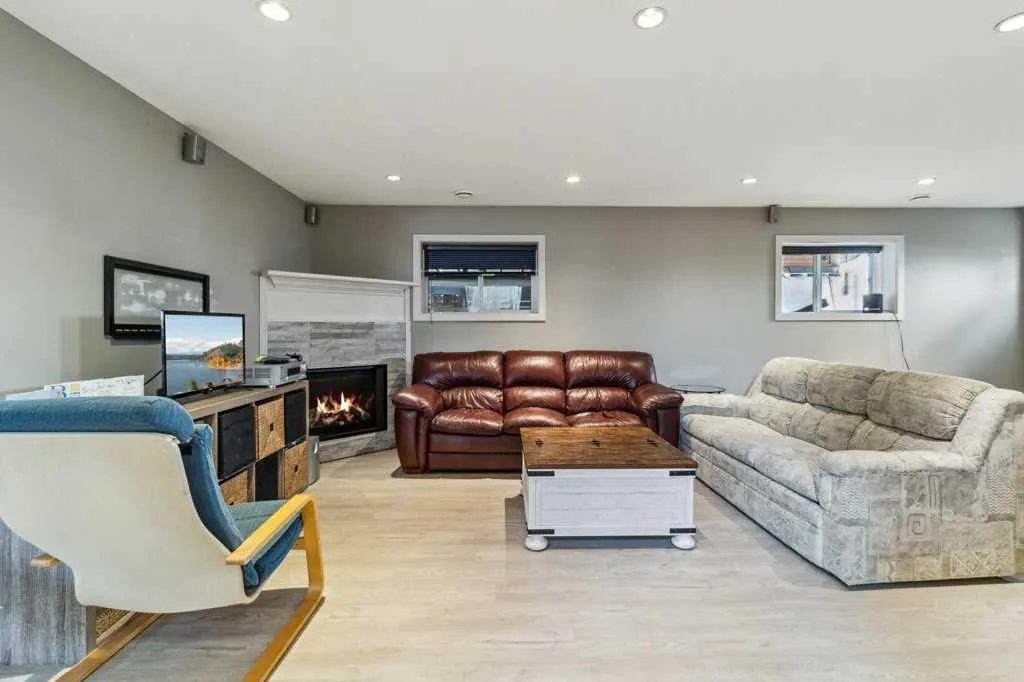 9 Fern Glade Crescent