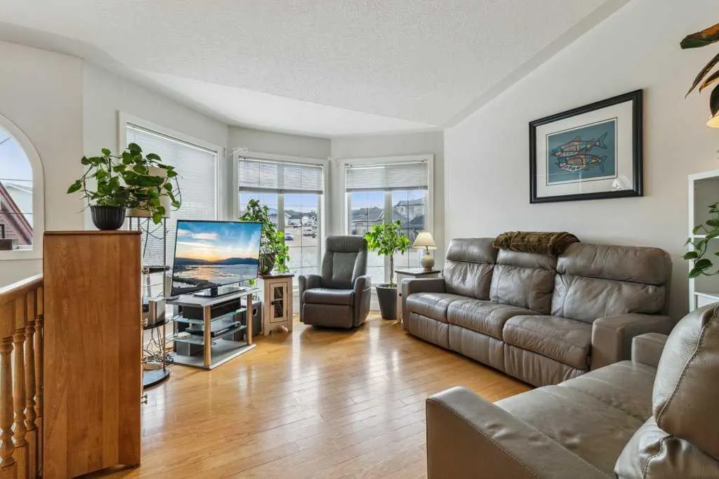 9 Fern Glade Crescent