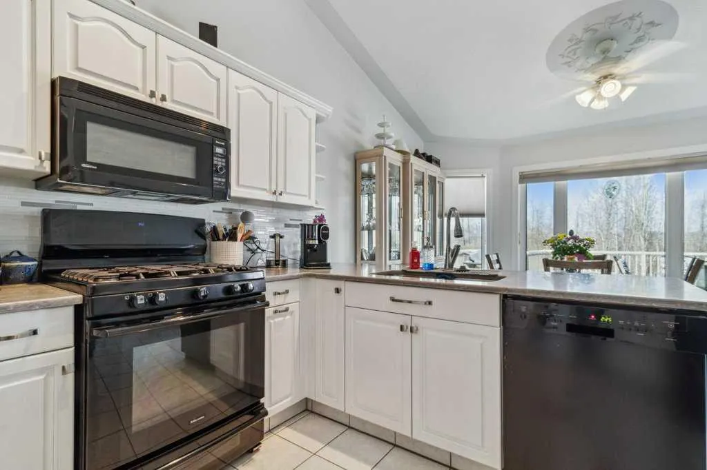 9 Fern Glade Crescent