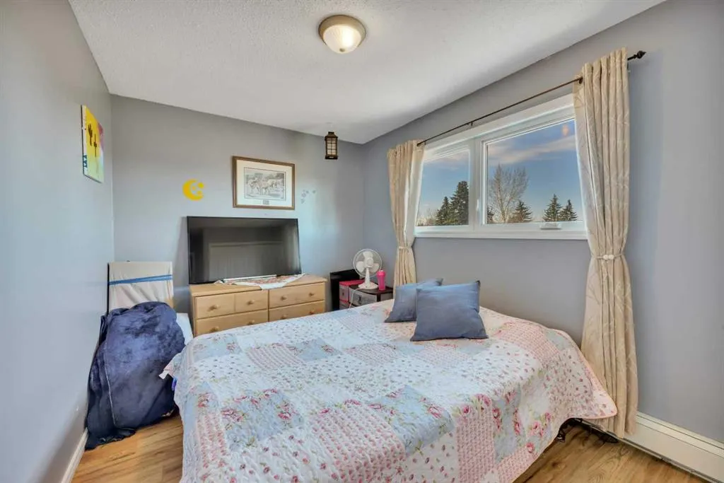 2 Greenham Drive