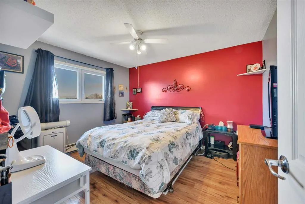 2 Greenham Drive