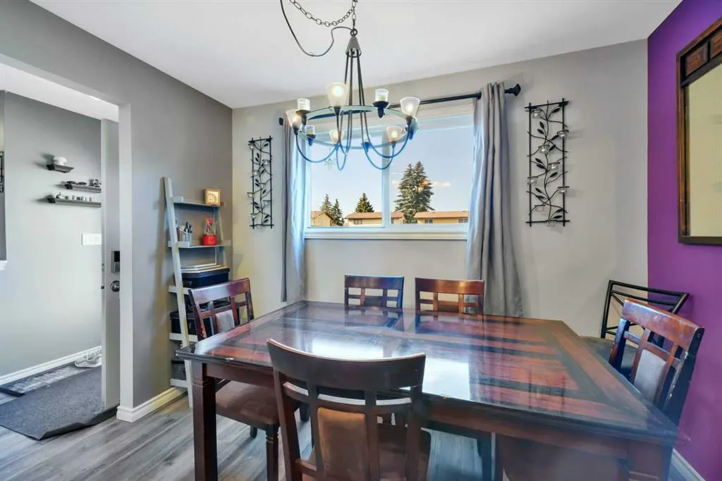 2 Greenham Drive