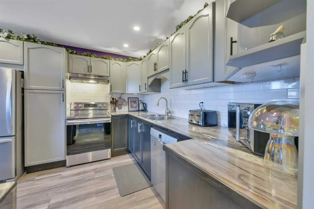 2 Greenham Drive