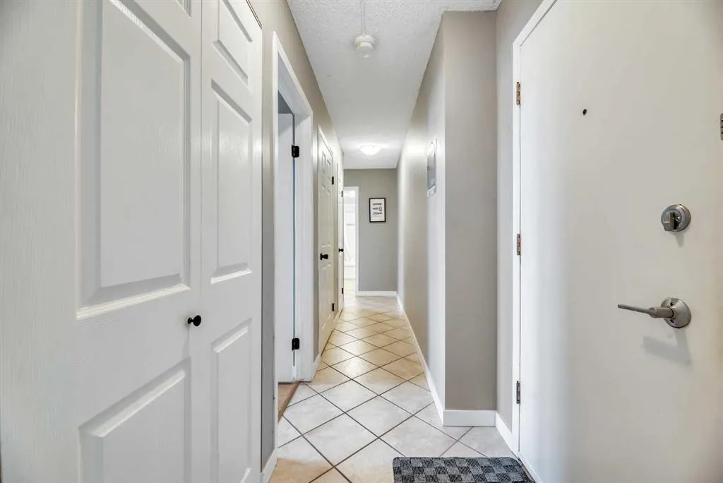 320 24 Avenue SW, #401