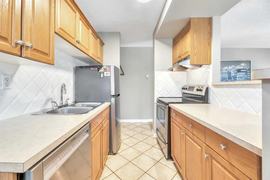 320 24 Avenue SW, #401