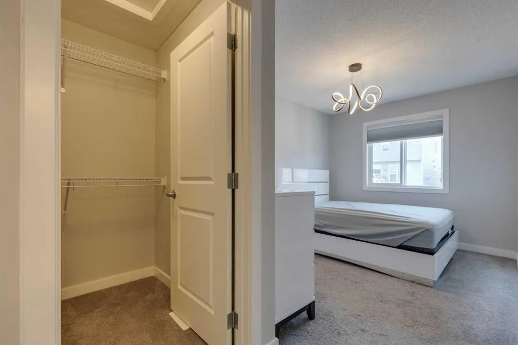 55 Sage Bluff Heights NW