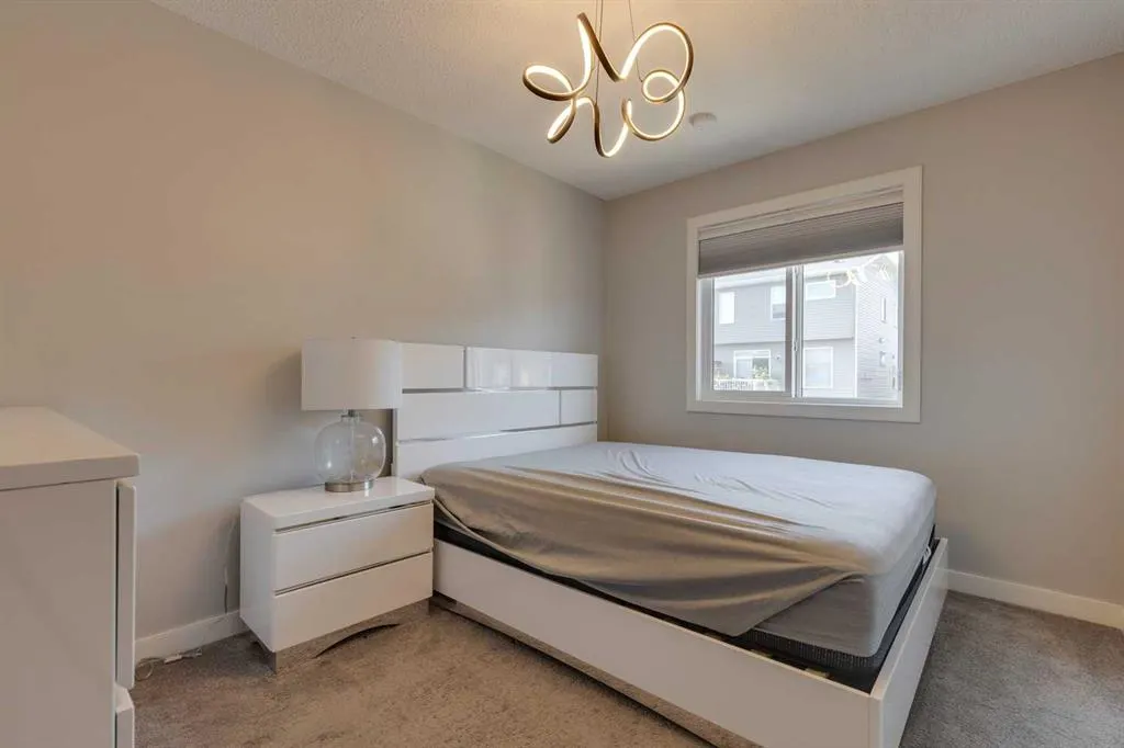 55 Sage Bluff Heights NW