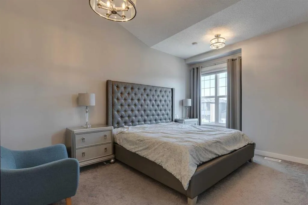 55 Sage Bluff Heights NW
