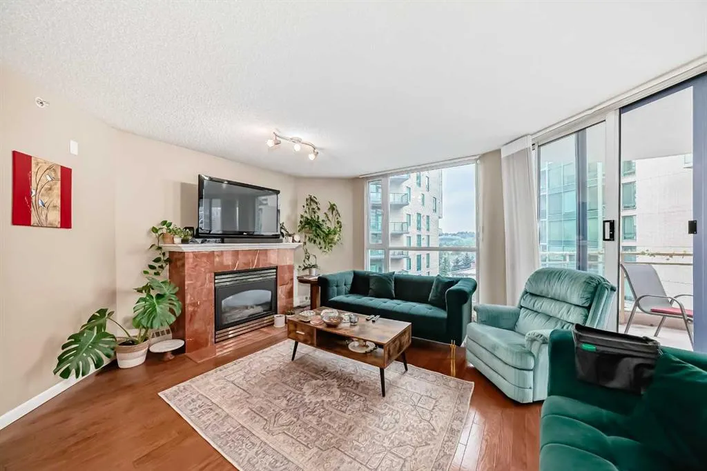 804 3 Avenue SW, #801