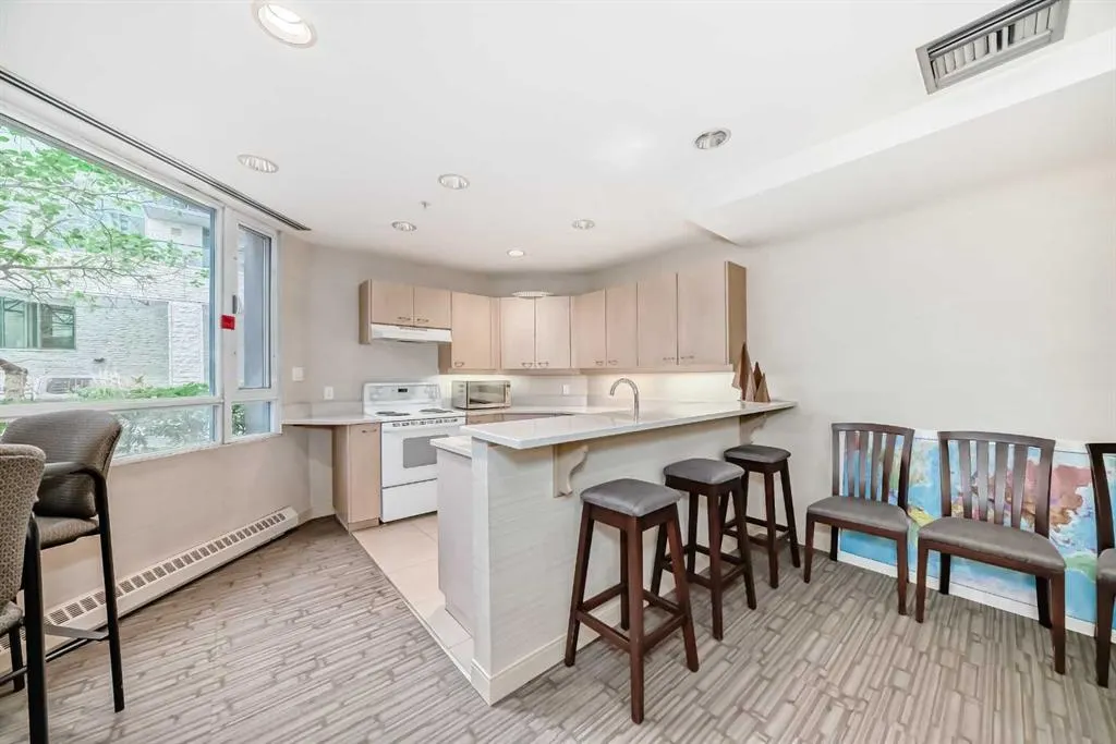 804 3 Avenue SW, #801