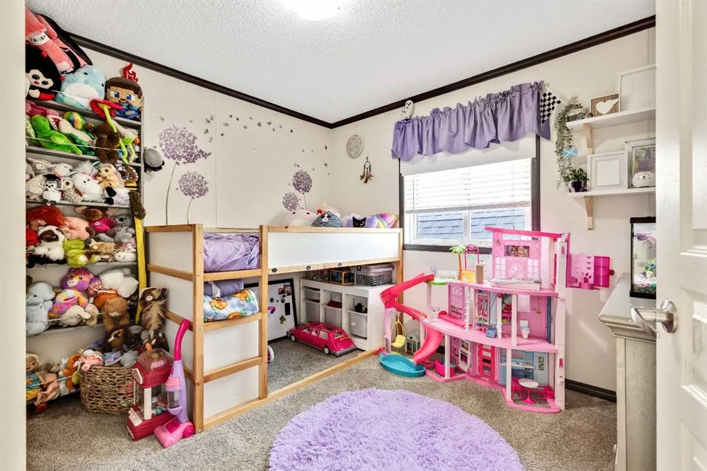 844 Homesteaders Avenue