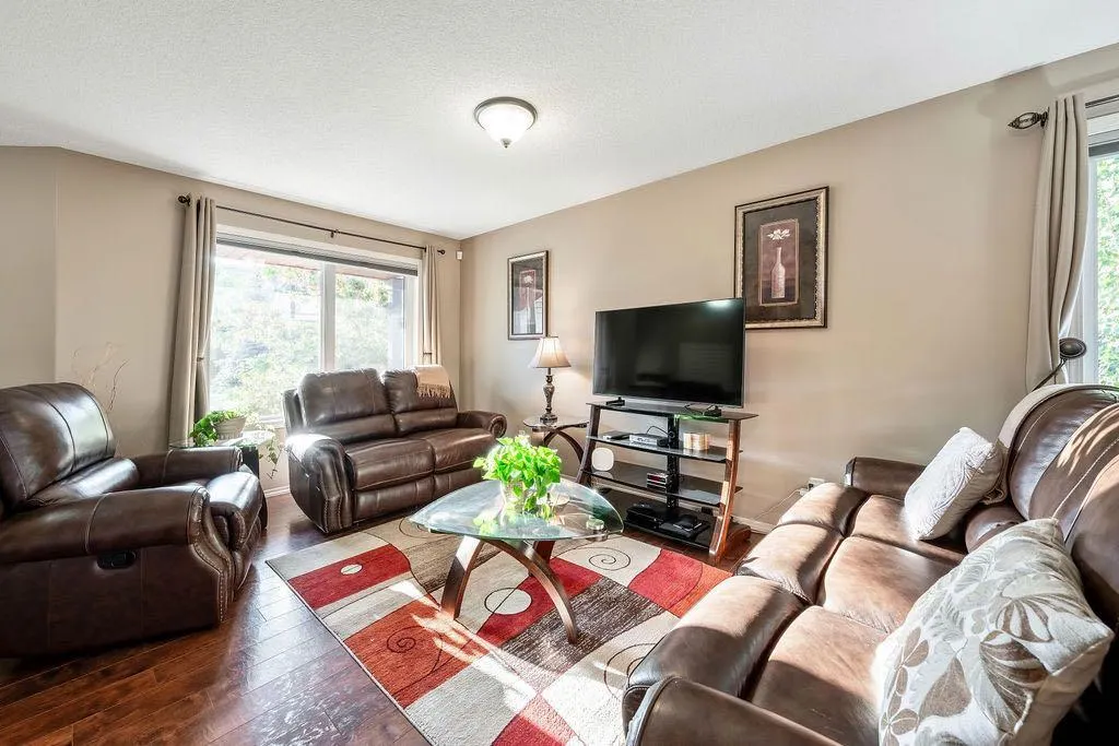415 SUNRISE Hill